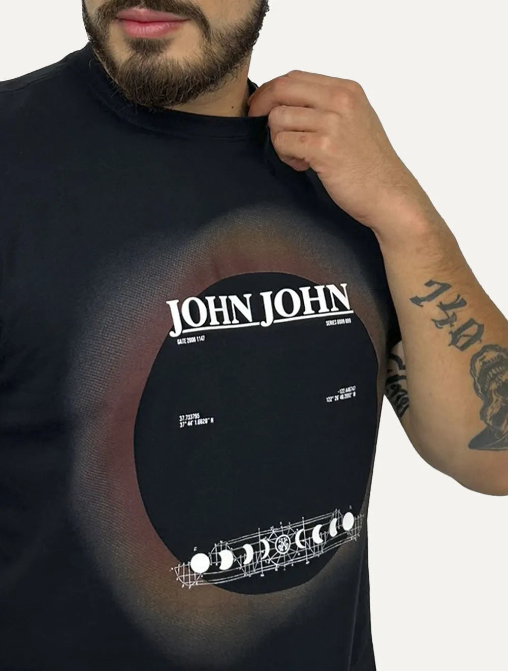 Camiseta John John Masculina Regular Moon Cycle Preta