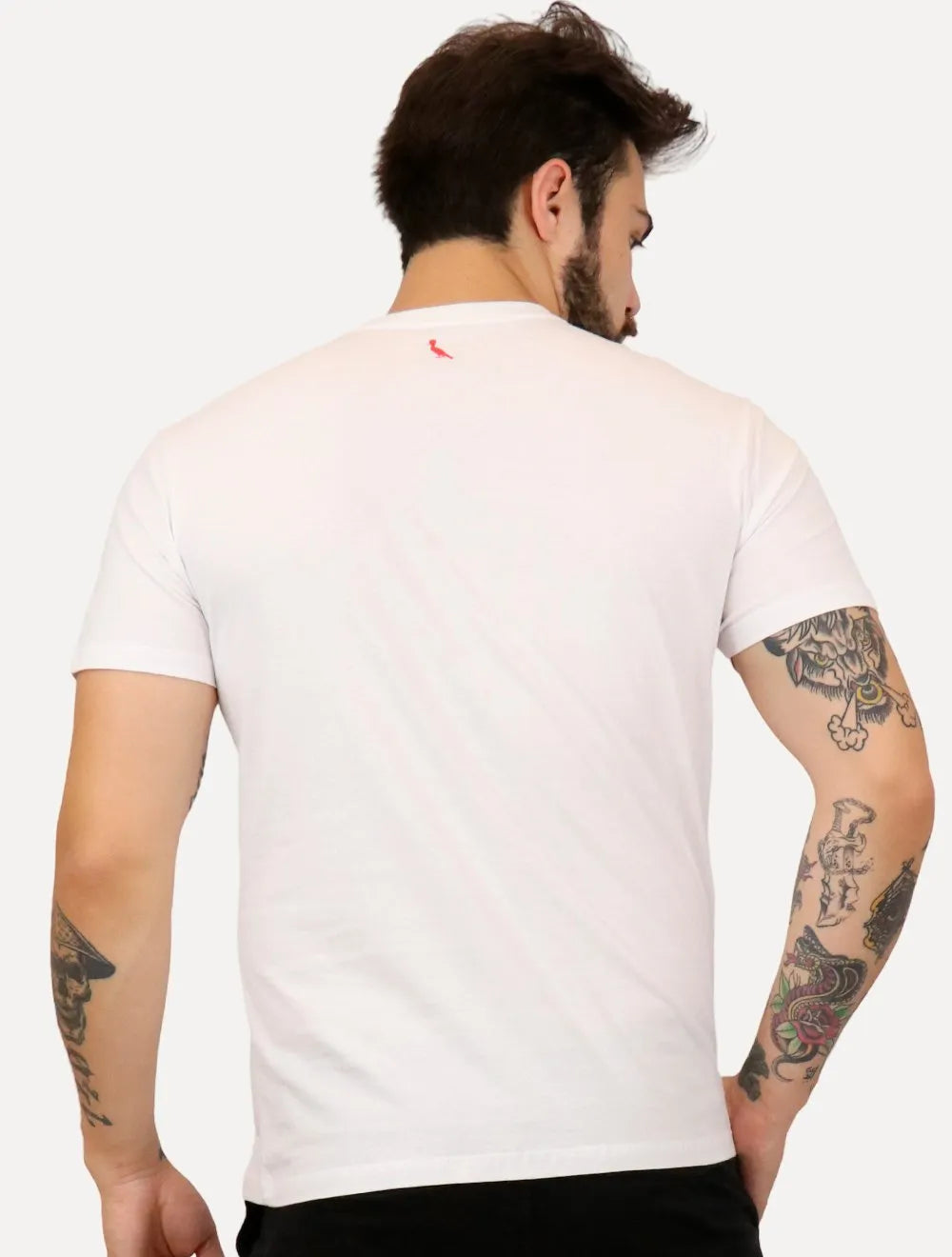 Camiseta Reserva Masculina Acelerados Chassi Branca