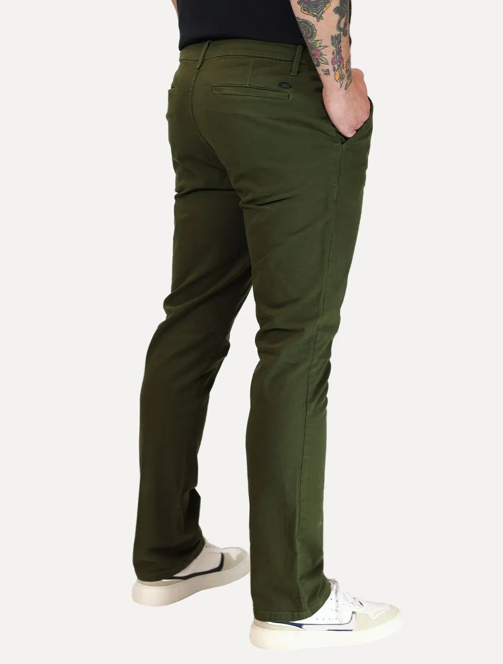 Calça Aramis Masculina Chino Color Basica Verde Militar