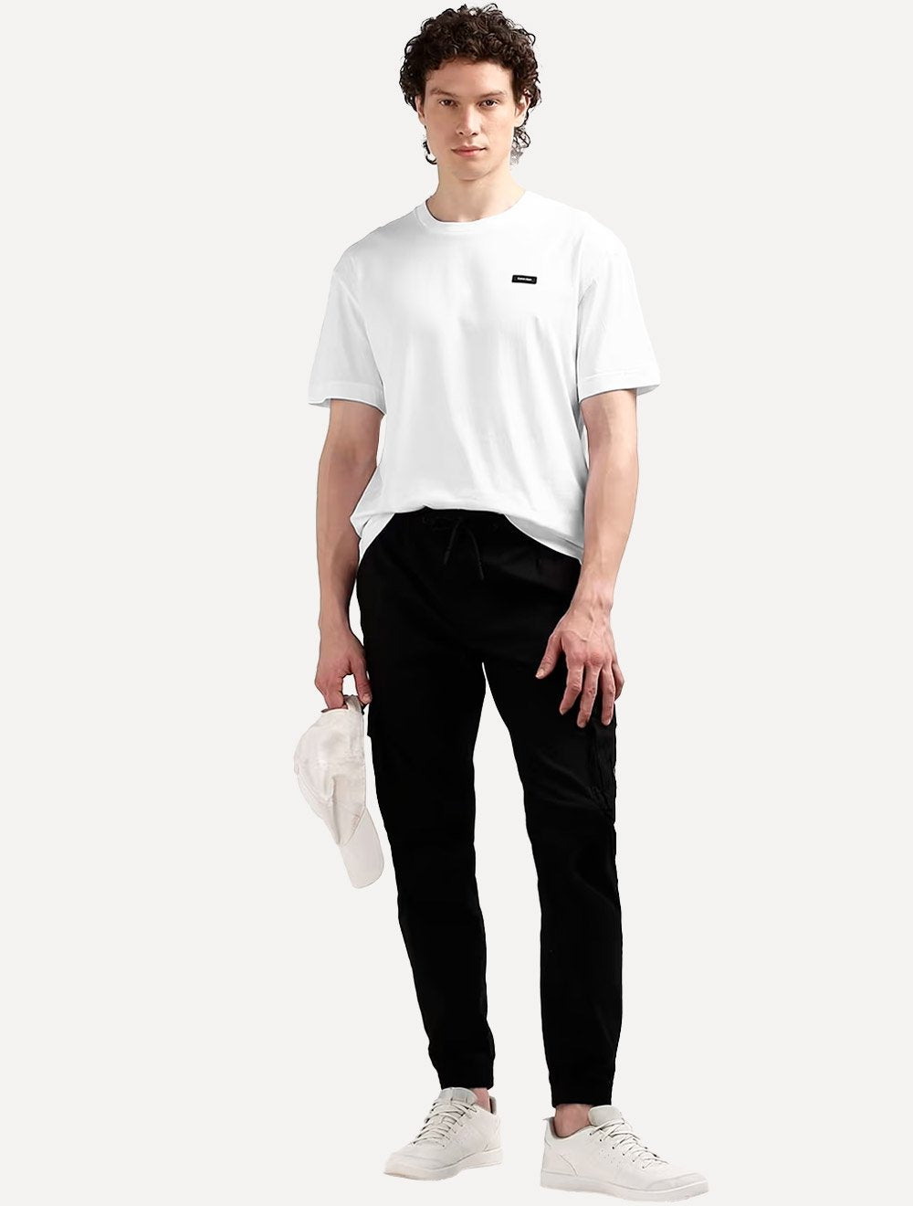 Camiseta Calvin Klein Jeans Masculina Egyptian Cotton Rubber Patch Branca