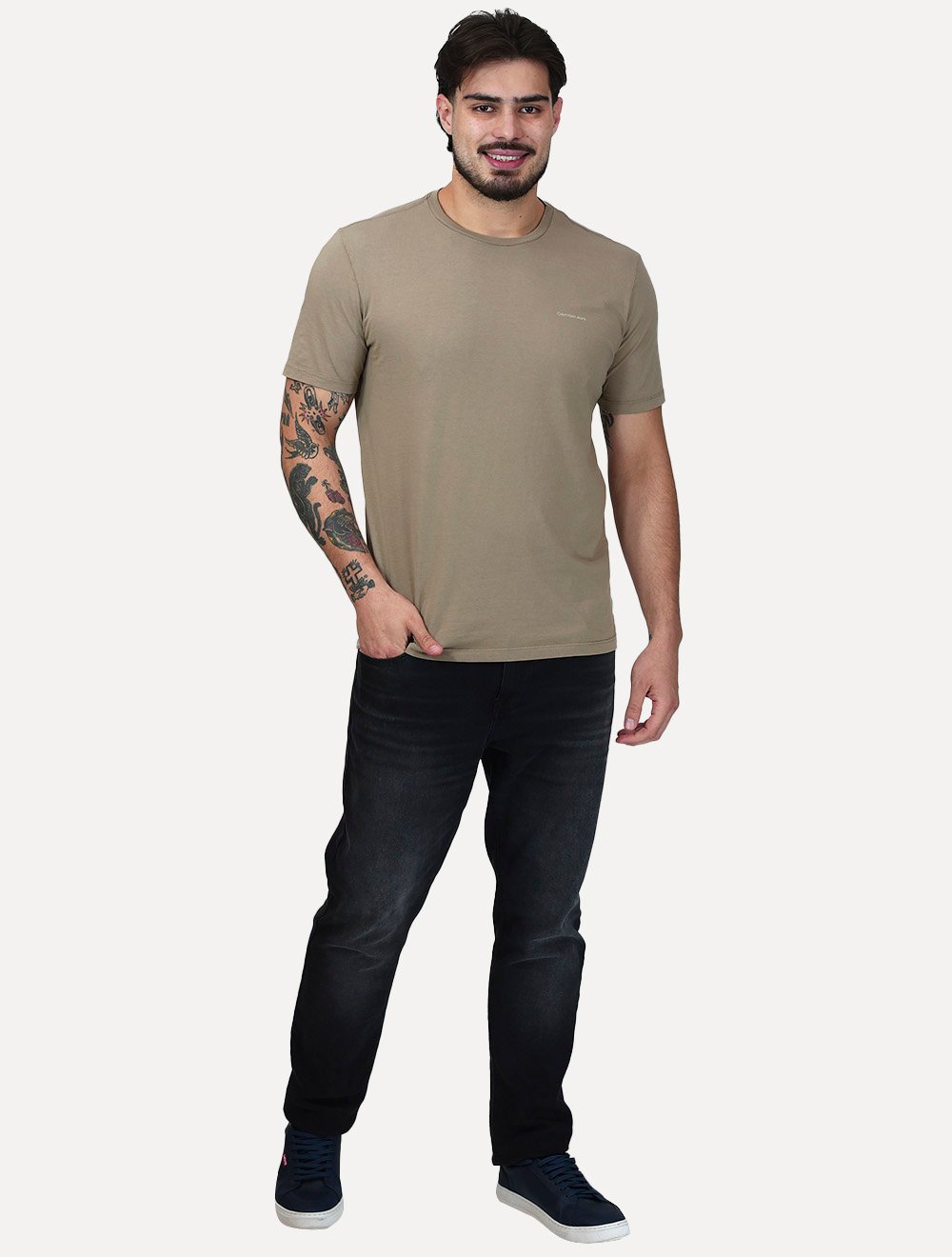 Camiseta Calvin Klein Jeans Masculina Light New Logo Cáqui Médio
