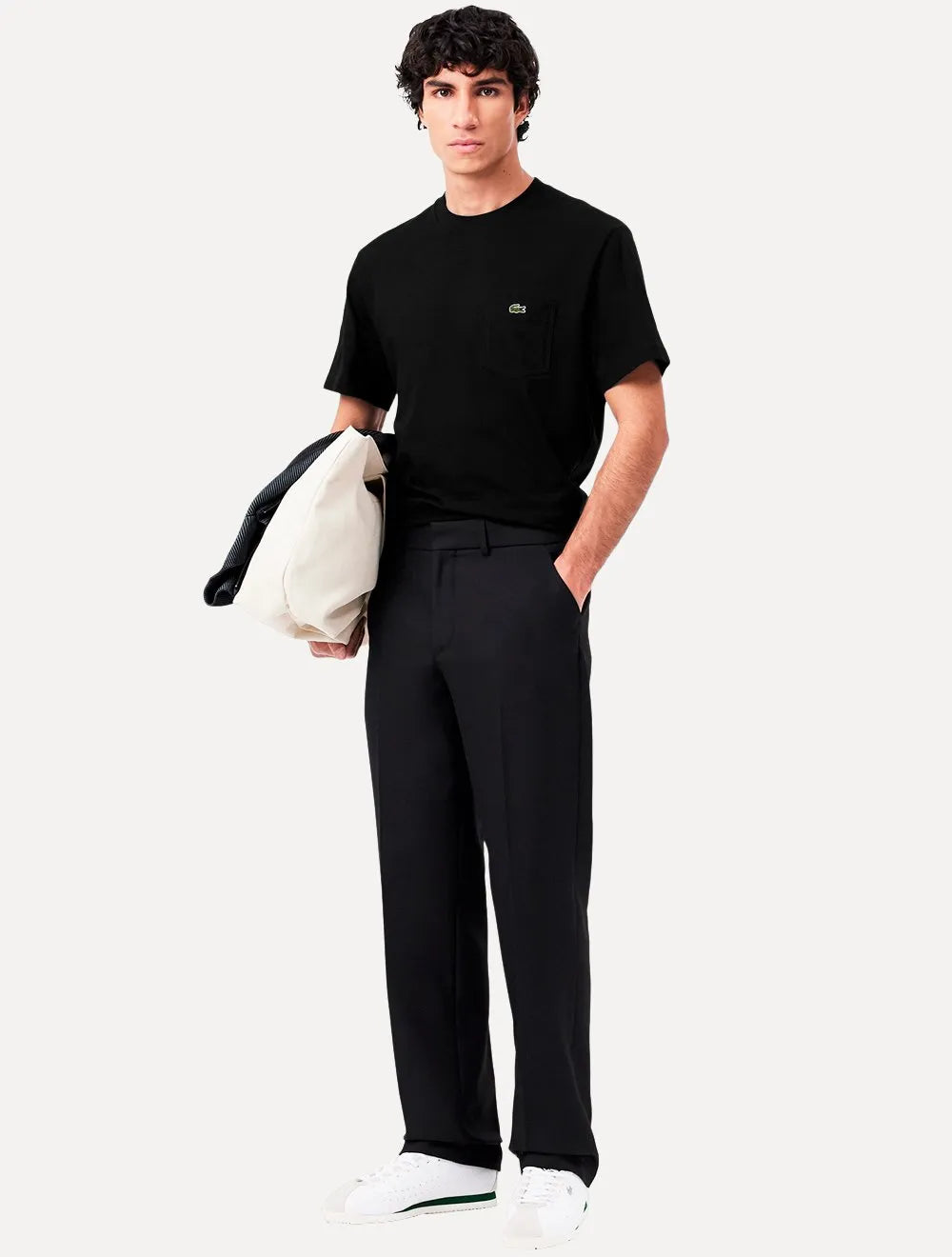Camiseta Lacoste Masculina Classic Fit Pocket Preta