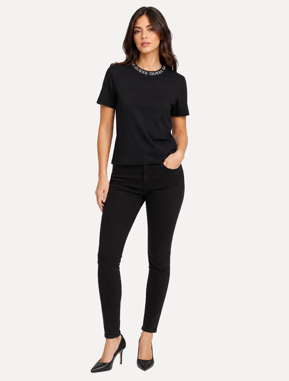 Camiseta Guess Feminina Textured Collar Logo Preta