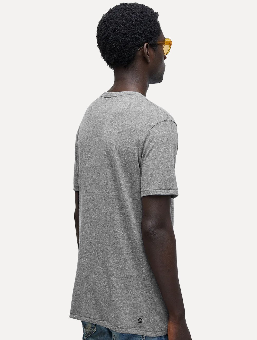 Camiseta Osklen Masculina Slim Light E-basics II Cinza Mescla