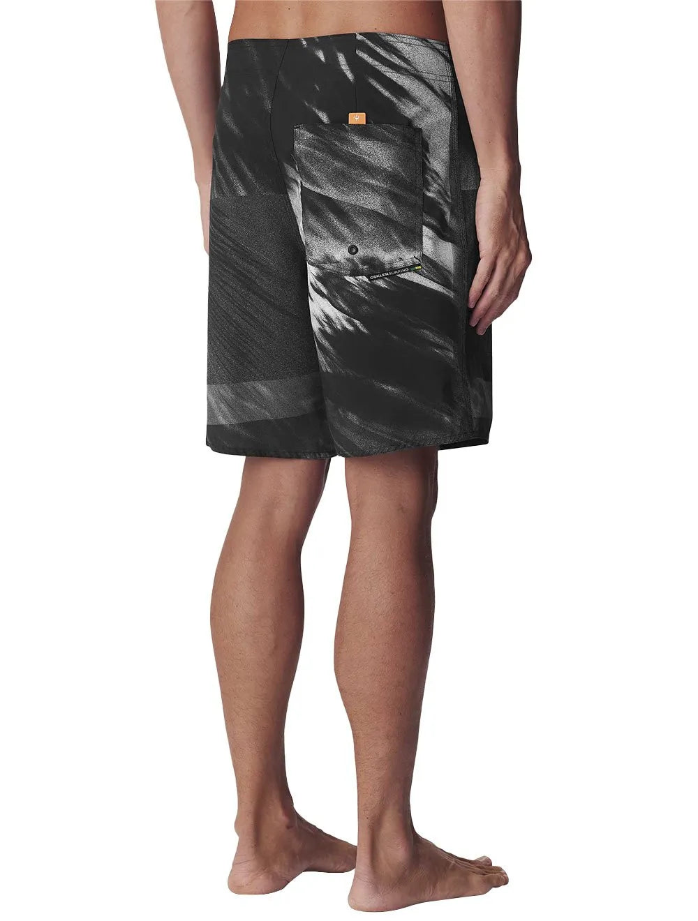 Bermuda Osklen Masculina D'Água Surf Palmleaf Noise Off-White Preta