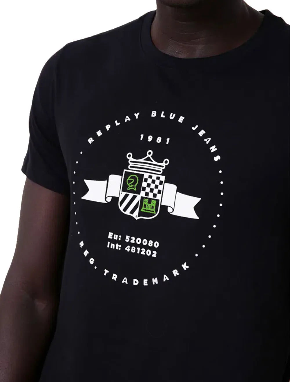Camiseta Replay Masculina C-Neck Trademark Chess Preta
