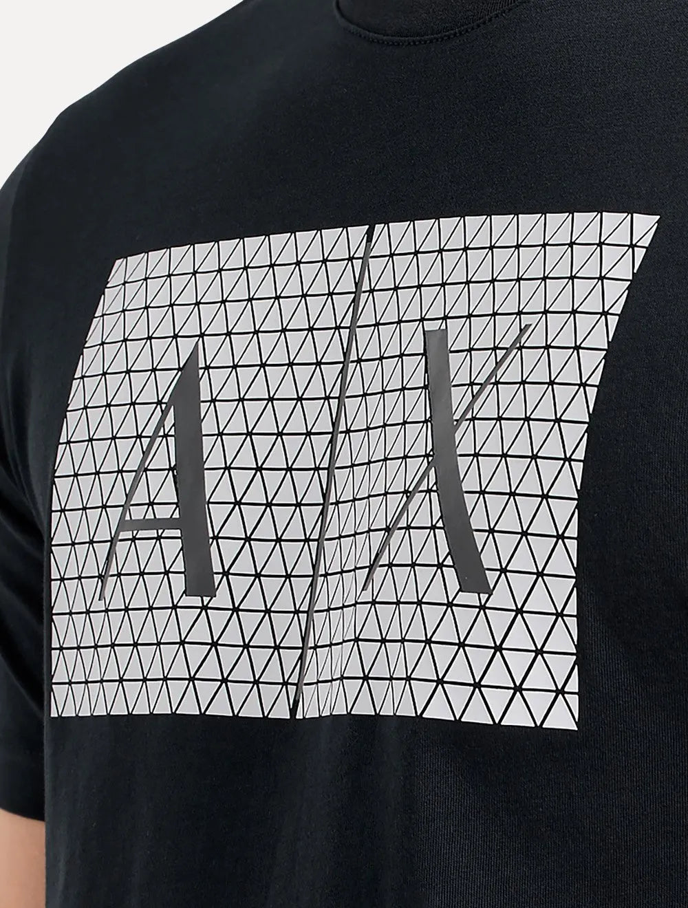 Camiseta Armani Exchange Masculina Slim Fit com Logo Gráfico Azul Marinho