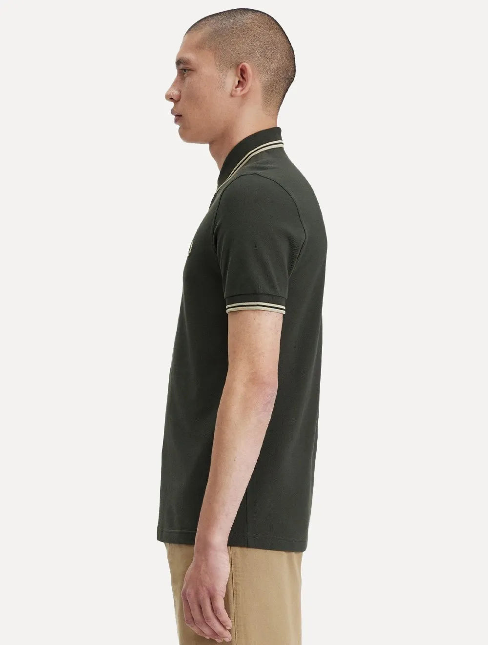 Polo Fred Perry Masculina Piquet Regular Beige Twin Tipped Verde