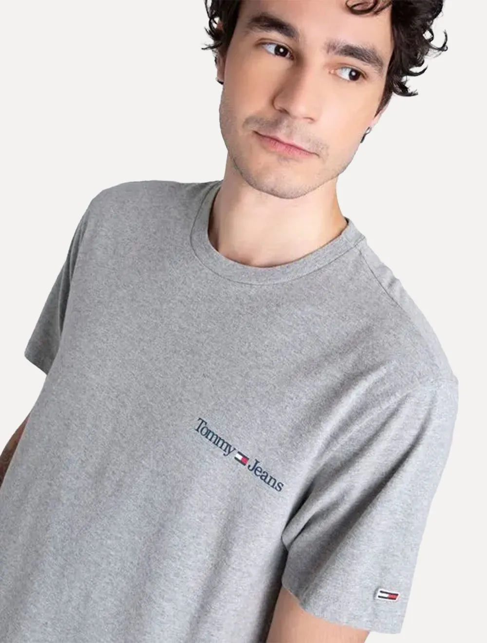 Camiseta Tommy Jeans Masculina Classic Linear Chest Cinza Mescla