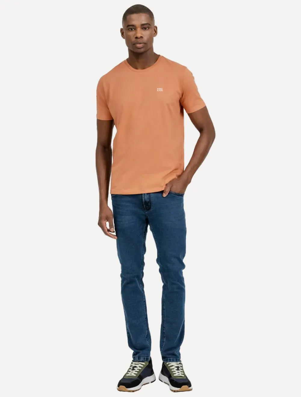 Camiseta King & Joe Masculina Basic Light Logo Salmão