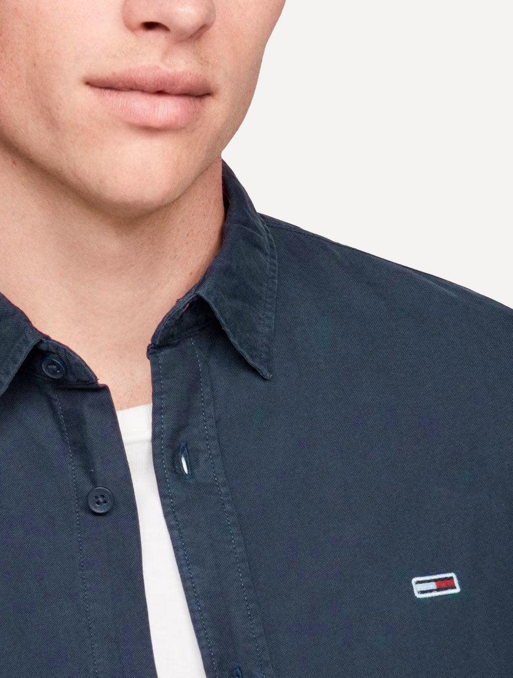 Camisa Tommy Jeans Masculina Regular Washed Oxford Azul Marinho