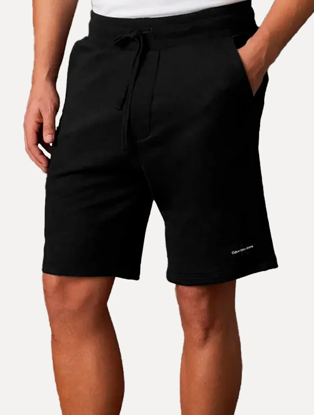 Bermuda Calvin Klein Jeans Moletom Masculina Cadarço RE Issue Preta