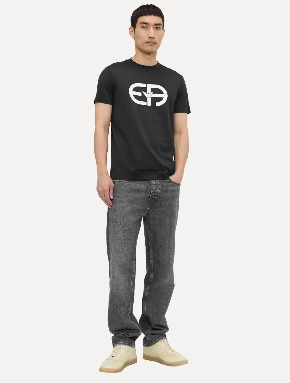 Camiseta Empório Armani Masculina Essential Logo Peito Preta