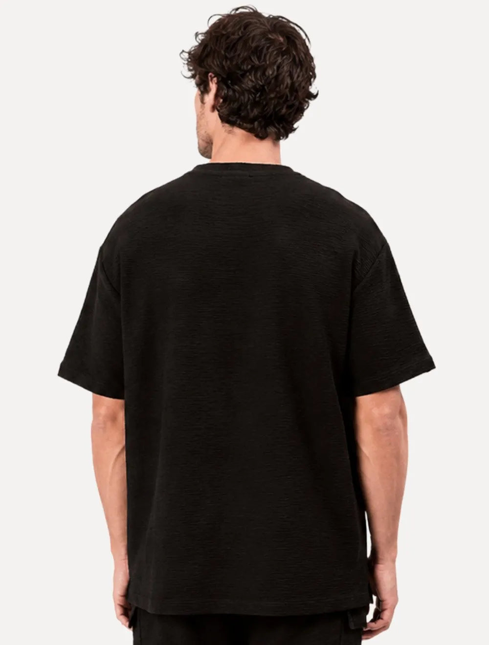 Camiseta Calvin Klein Jeans Masculina Listras Relevo Lisa Preta