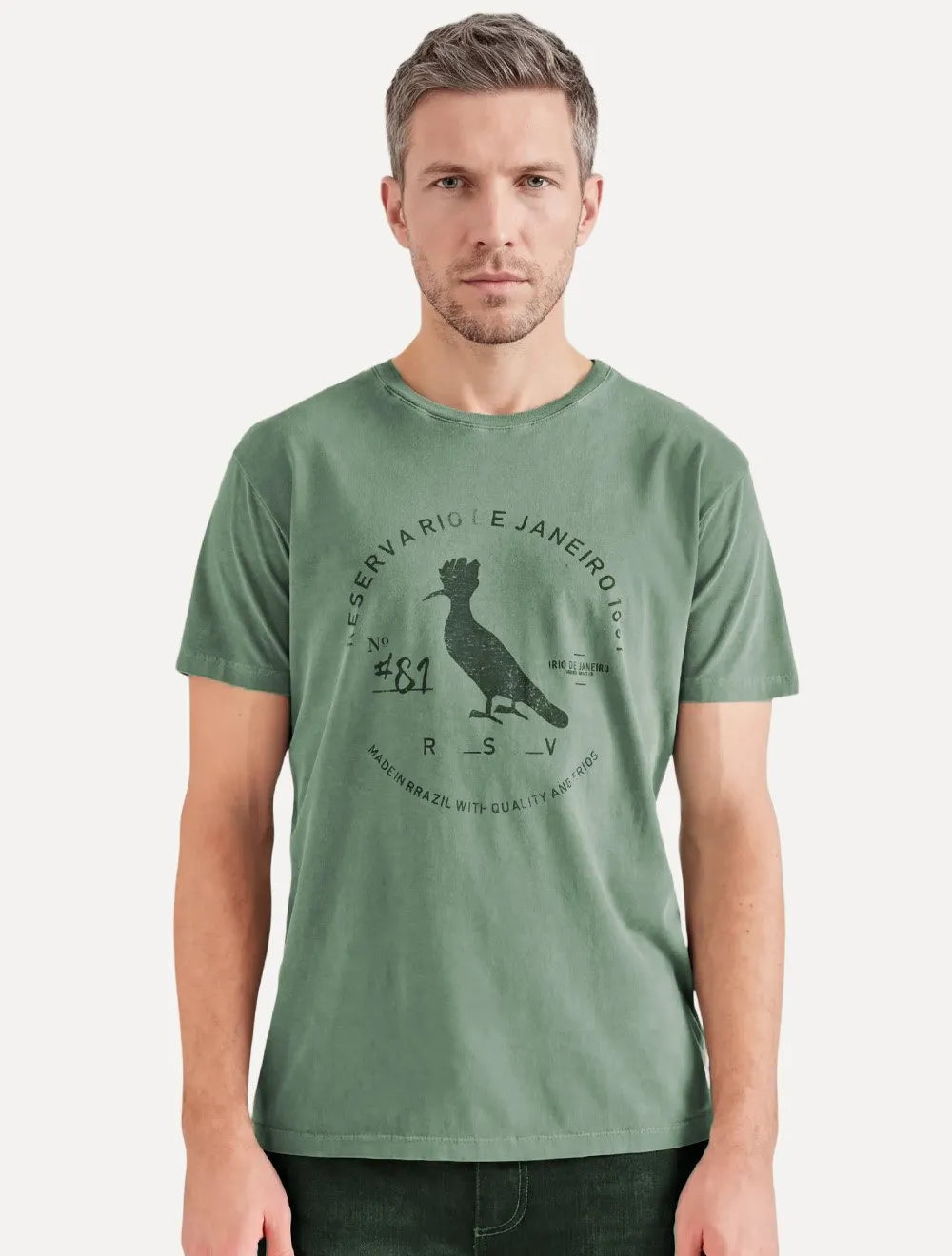Camiseta Reserva Masculina Carimbo Gaze Stoned Verde Escuro