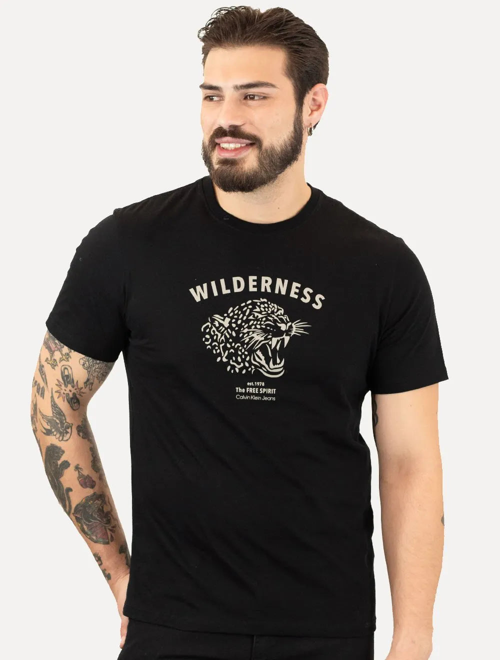 Camiseta Calvin Klein Jeans Masculina Wilderness Preta