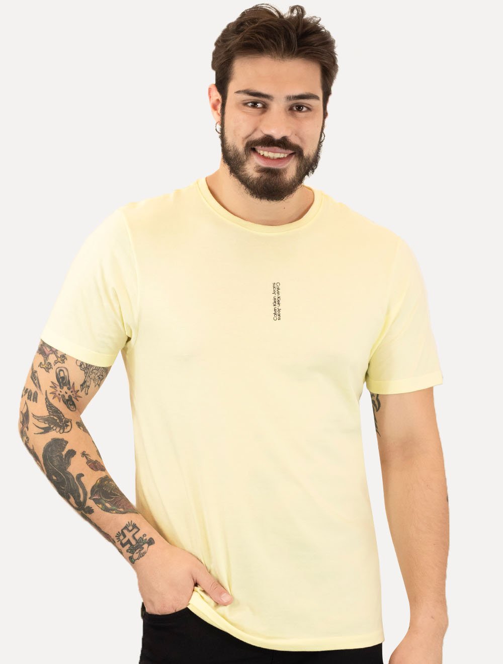 Camiseta Calvin Klein Jeans Masculina Vertical Mirror Amarela