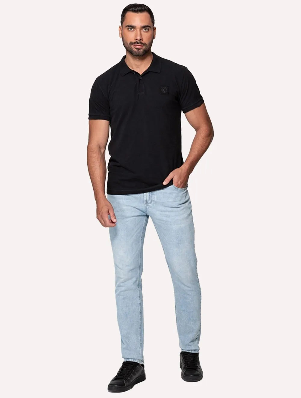 Polo Guess Masculina Piquet Dark Small Patch Preta