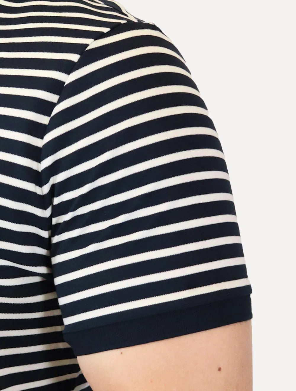 Polo Tommy Hilfiger Masculina Malha Liquid Cotton Regular Fit Listrada Azul Marinho Off White