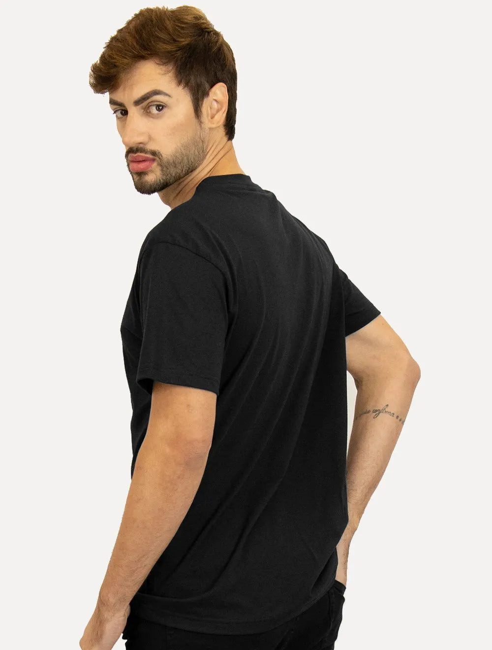 Camiseta Tommy Jeans Masculina Regular Skate Flag Preta