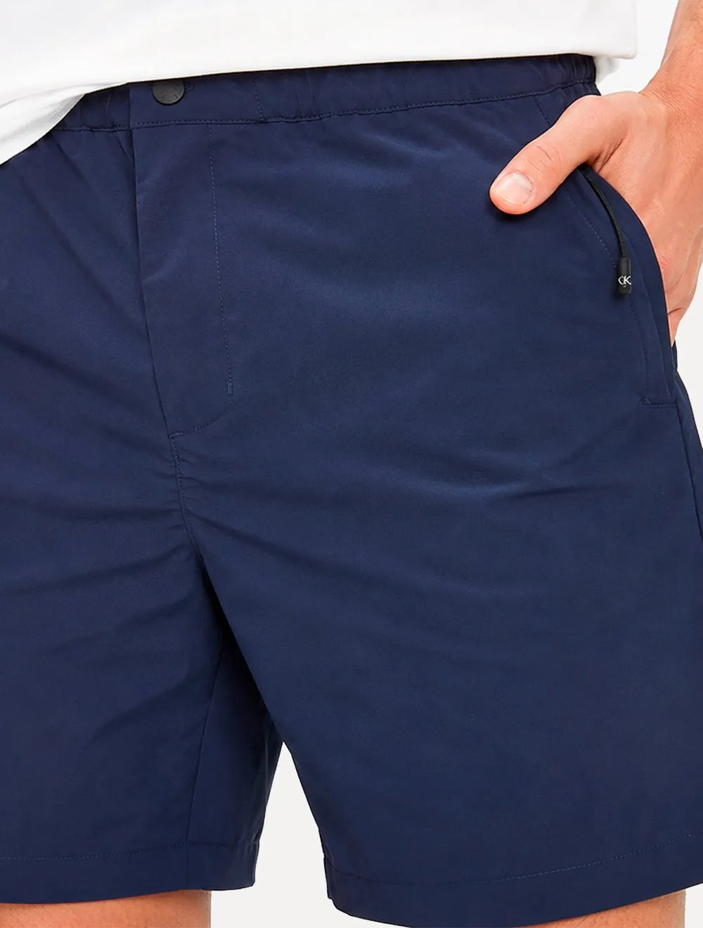 Bermuda Calvin Klein Jeans Masculina CKJ Tech Azul Marinho