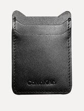 Carteira Calvin Klein Jeans Porta Cartão Vertical Couro CK Queima Preta