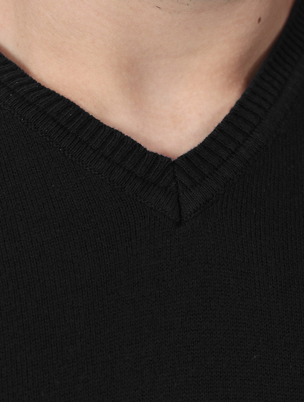 Suéter Dixen Masculino Tricot Tinturado Gola V Preto