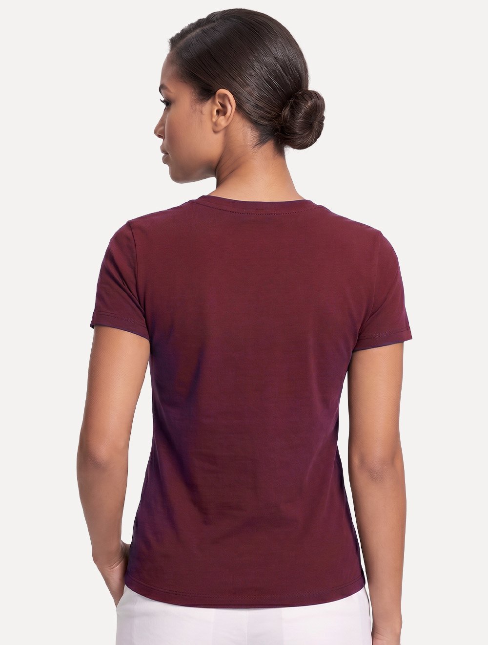 Camiseta Guess Feminina Silk Bold Logo Simple Vemelho Escuro