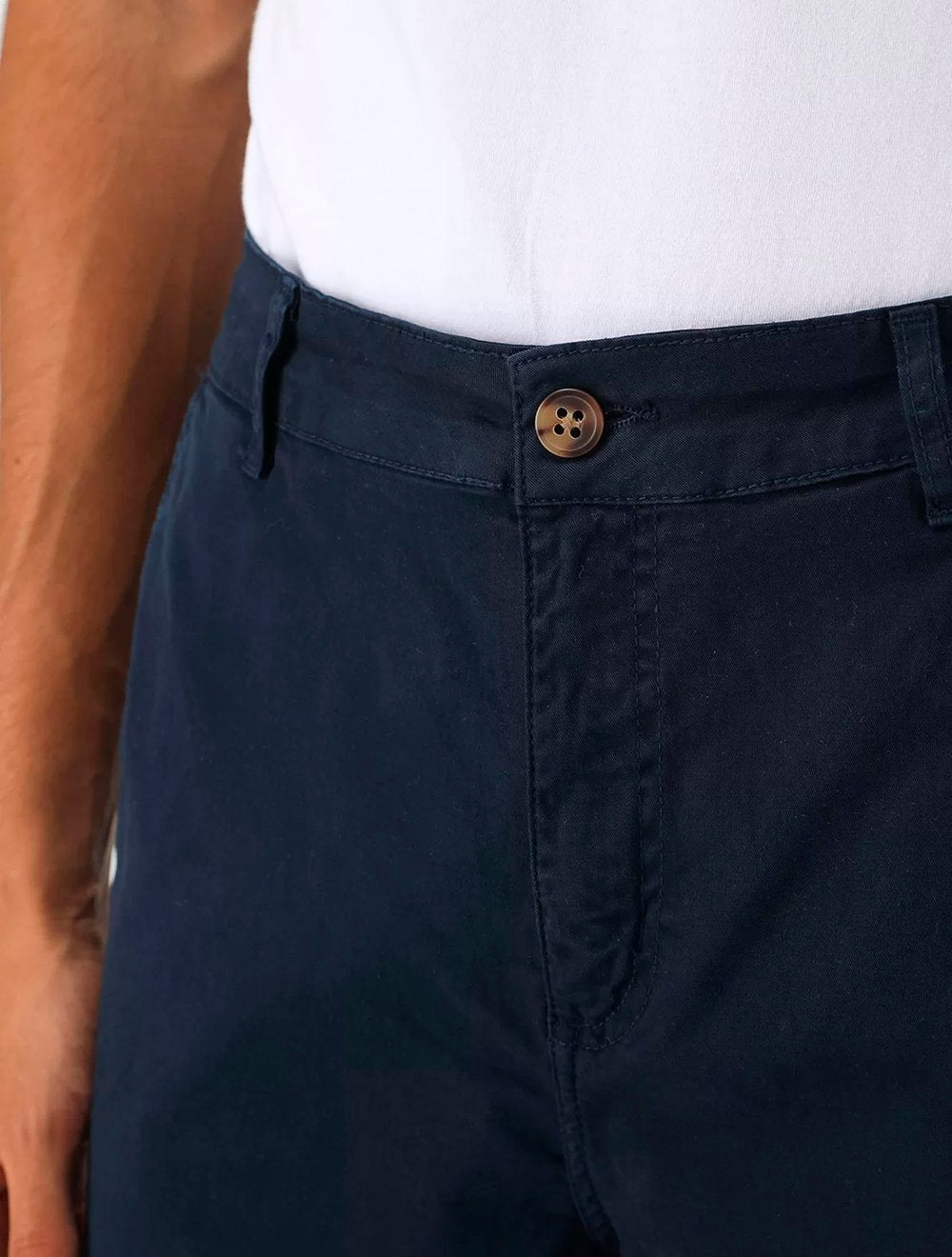 Bermuda Guess Masculina Chino Stretch Azul Marinho