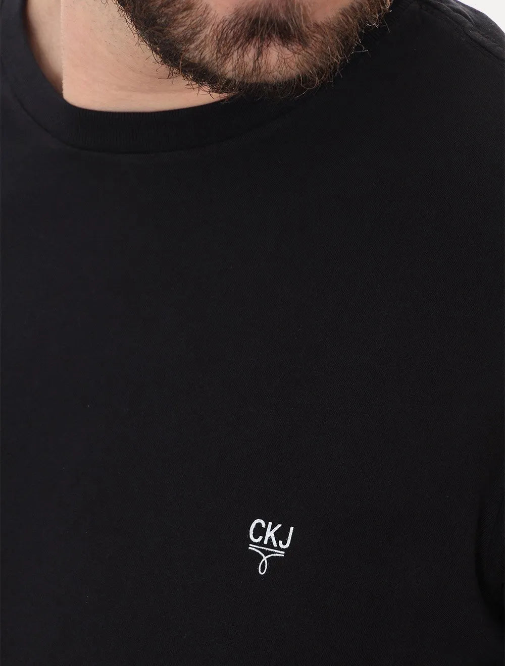 Camiseta Calvin Klein Jeans Masculina Light Omega Logo Preta