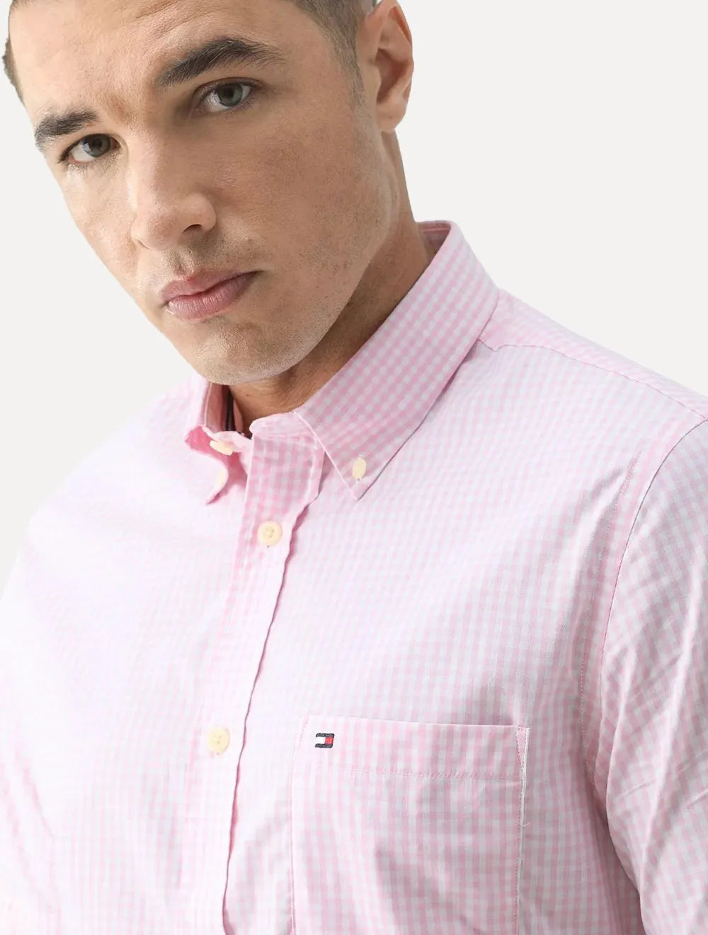 Camisa Tommy Hilfiger Masculina Manga Curta Xadrez Gingham Branca/Rosa Claro