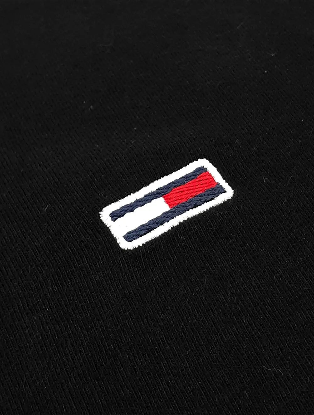 Camiseta Tommy Jeans Masculina Slim C-Neck Flag Preta