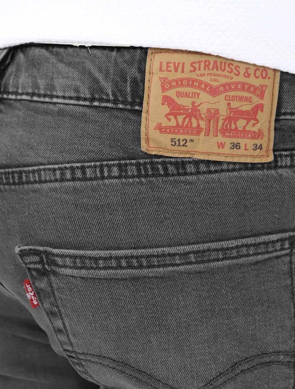 Calça Levis Jeans Masculina 512 Slim Taper Stretch Stanging Cinza Escuro