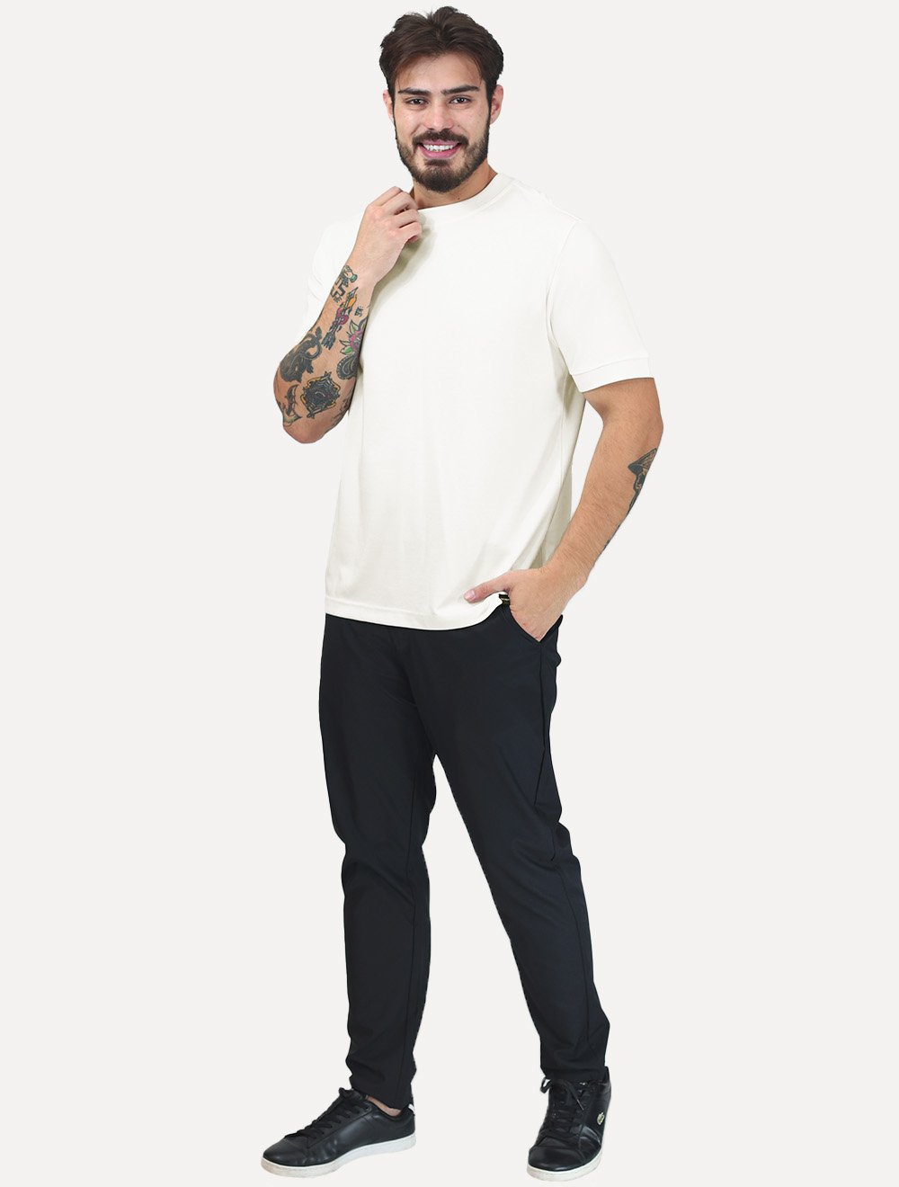 Camiseta Dixen Over Recorte Estruturado na Manga Off-White