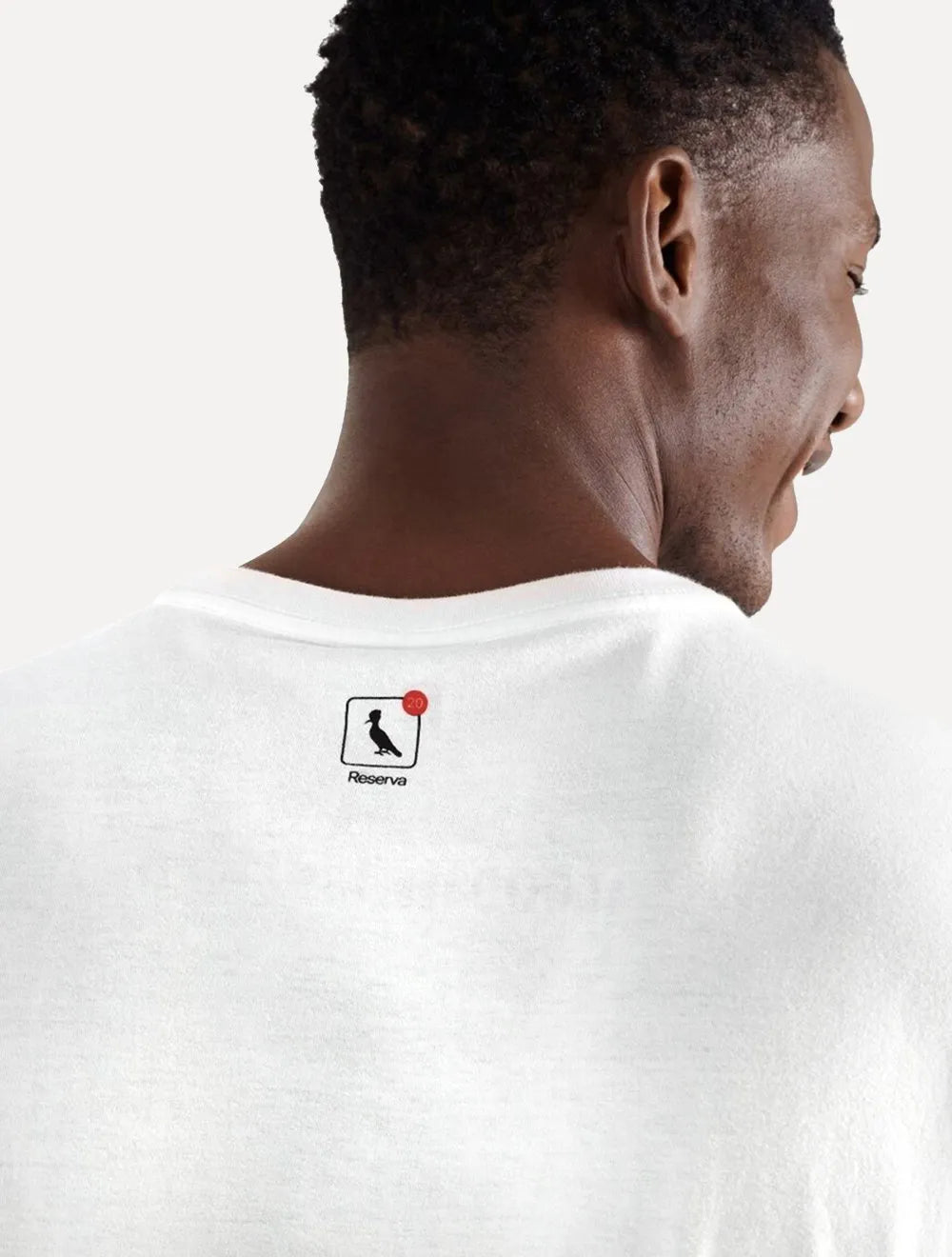 Camiseta Reserva Masculina Mirror Vj Branca