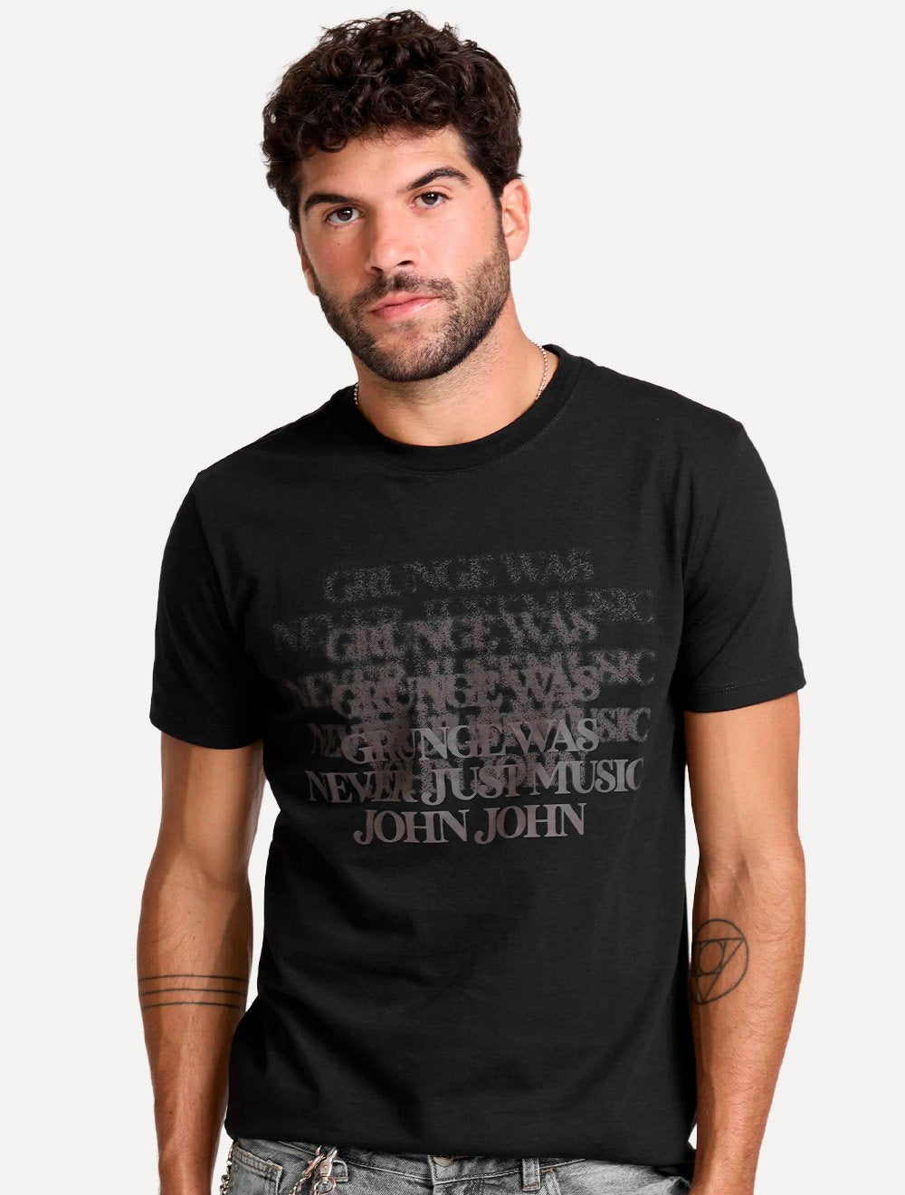 Camiseta John John Masculina Slim Fit Grunge Preto