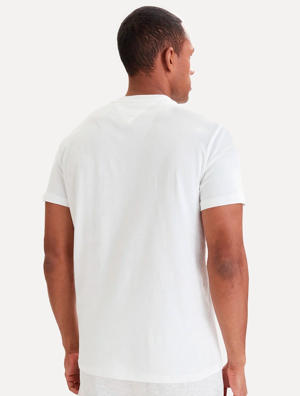 Camiseta Tommy Jeans Masculina Regular Signature Stripe Off-White