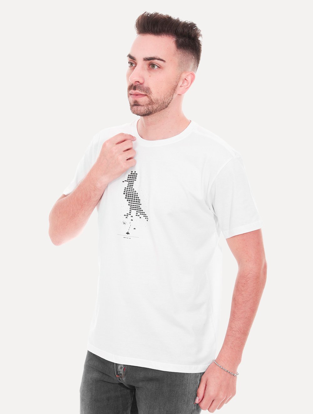Camiseta Reserva Masculina Woodpecker Space Invaders Branca