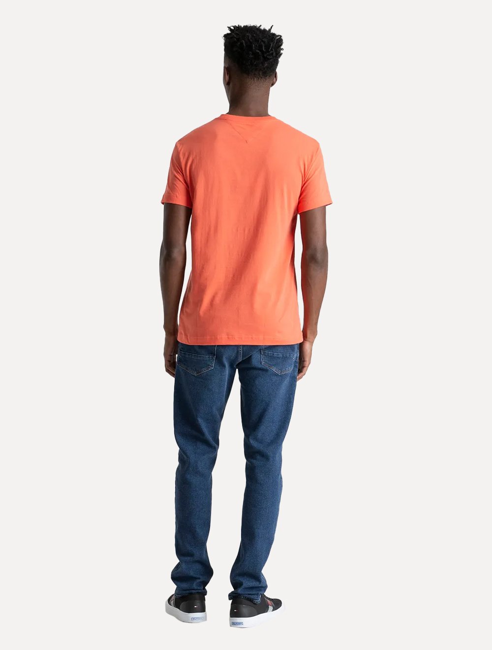 Camiseta Tommy Hilfiger Masculina Essential V-Neck Laranja Coral