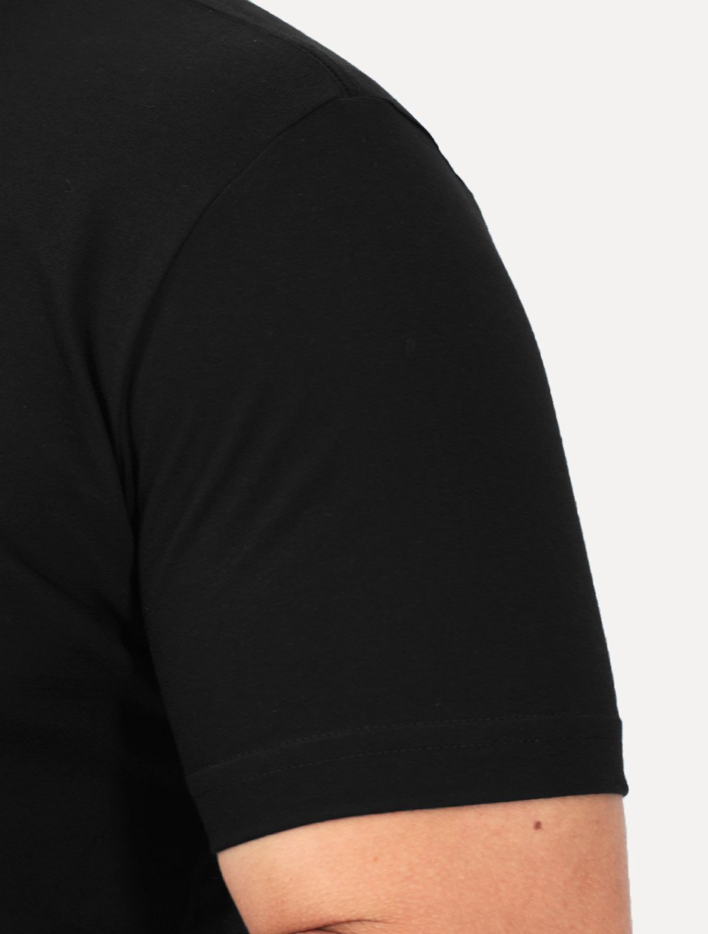 Camiseta King & Joe Masculina Circle Cracked Preto
