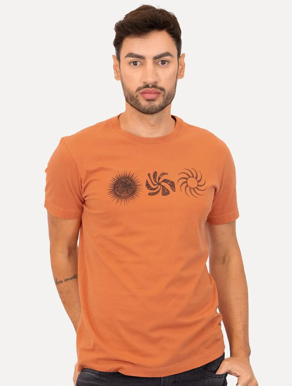 Camiseta Osklen Masculina Slim Vintage Magic Sun Laranja