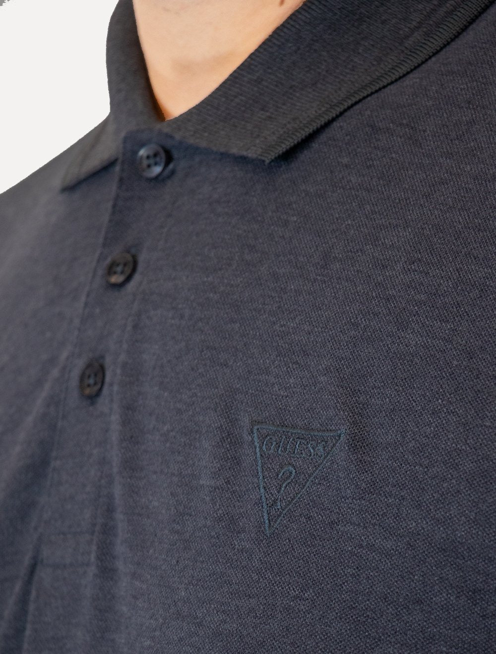 Polo Guess Masculina Piquet Frisos Triangulo Bordado Marinho Mescla