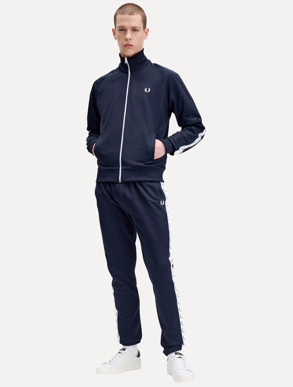 Calça Fred Perry Masculina Training Taped Track Azul Marinho