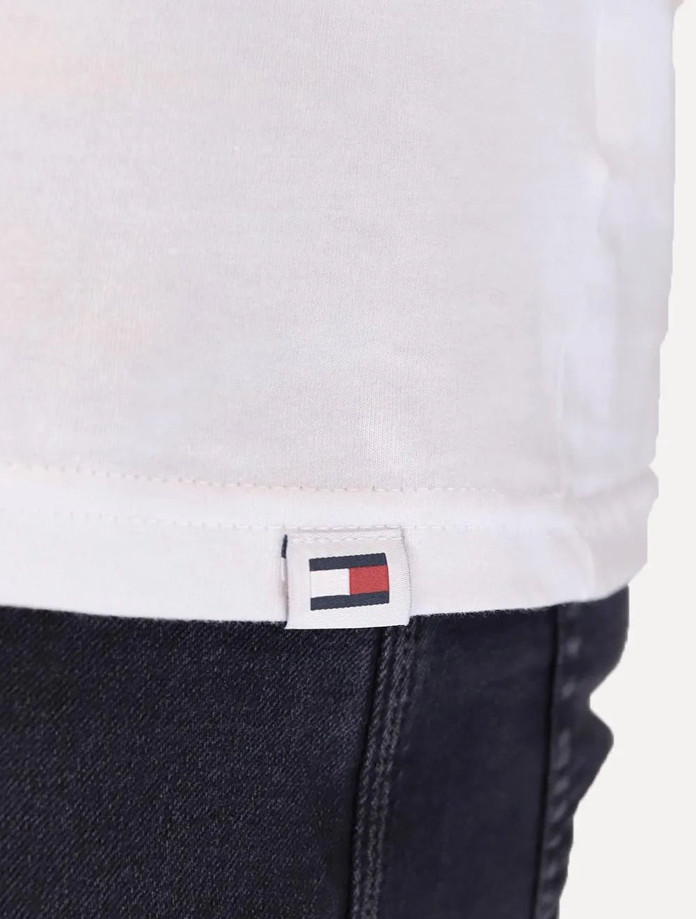 Camiseta Tommy Jeans Masculina Regular Entire Logo Branca