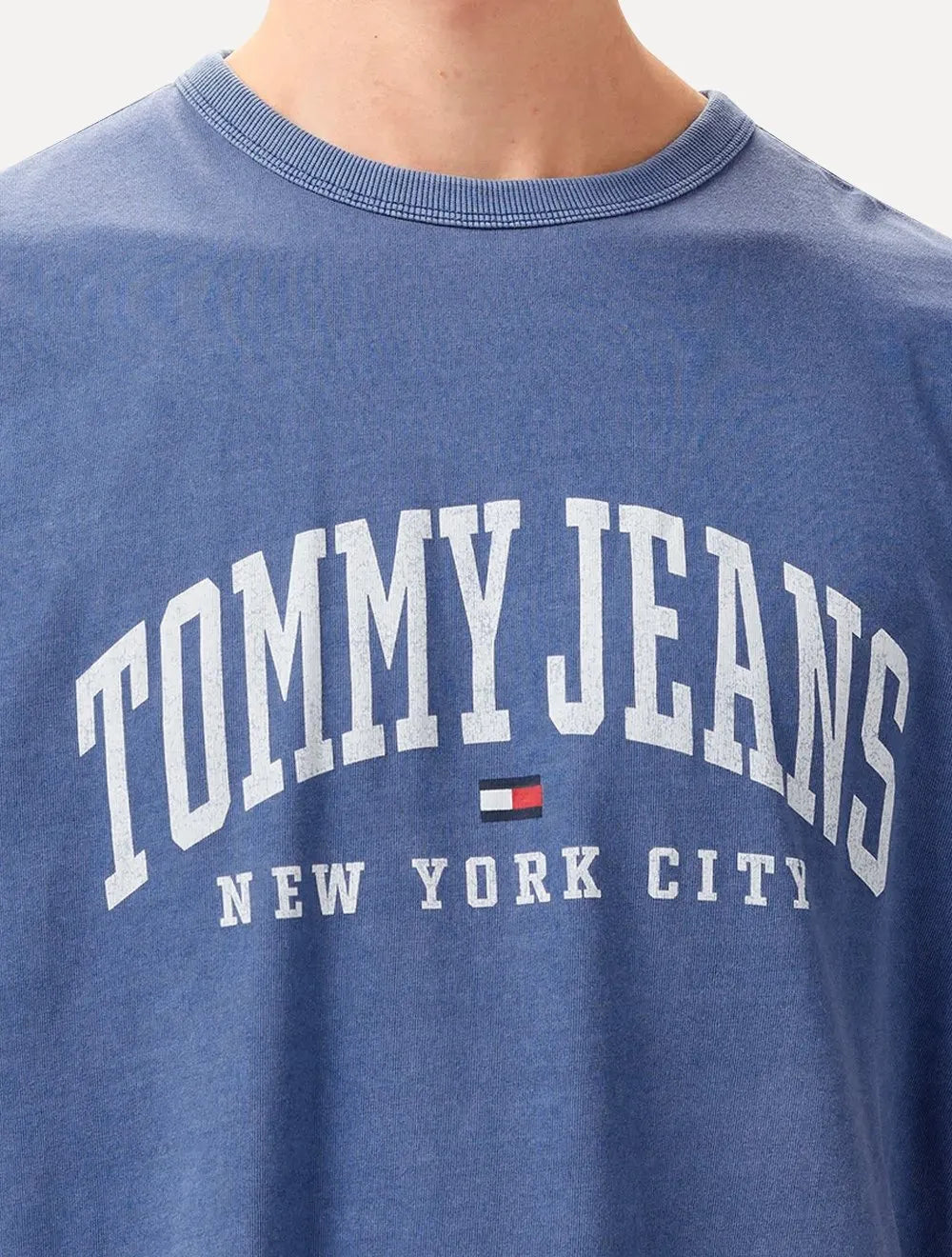 Camiseta Tommy Jeans Masculina Regular Logo Varsity Washed Azul Royal