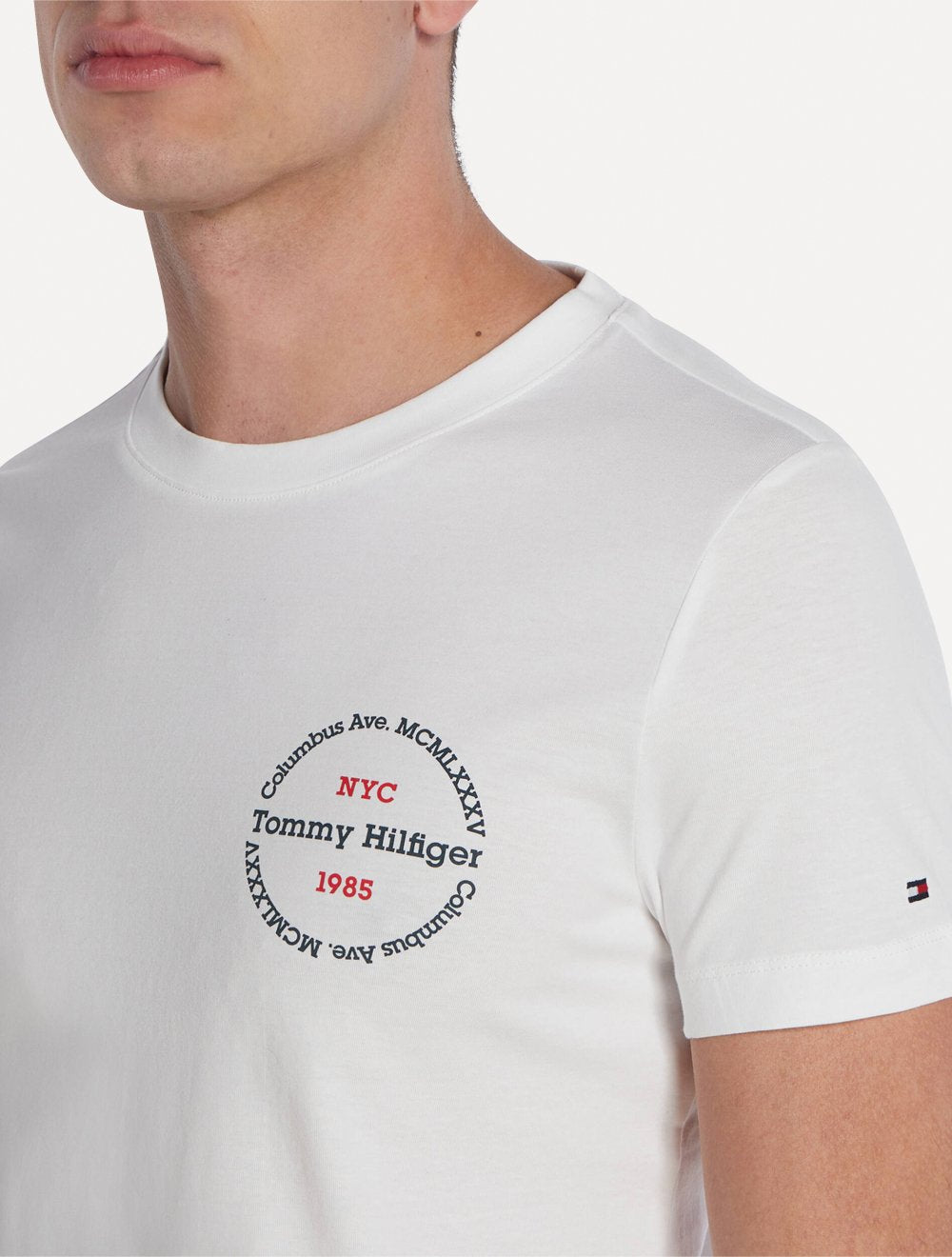 Camiseta Tommy Hilfiger Masculina Columbus Roundle Logo Branco