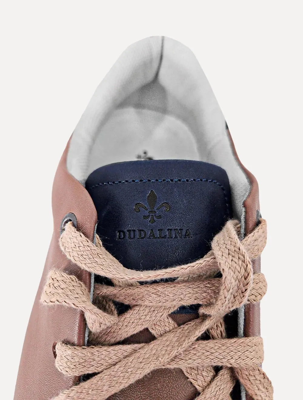 Tênis Dudalina Masculino Couro Casual Logo Marrom Claro