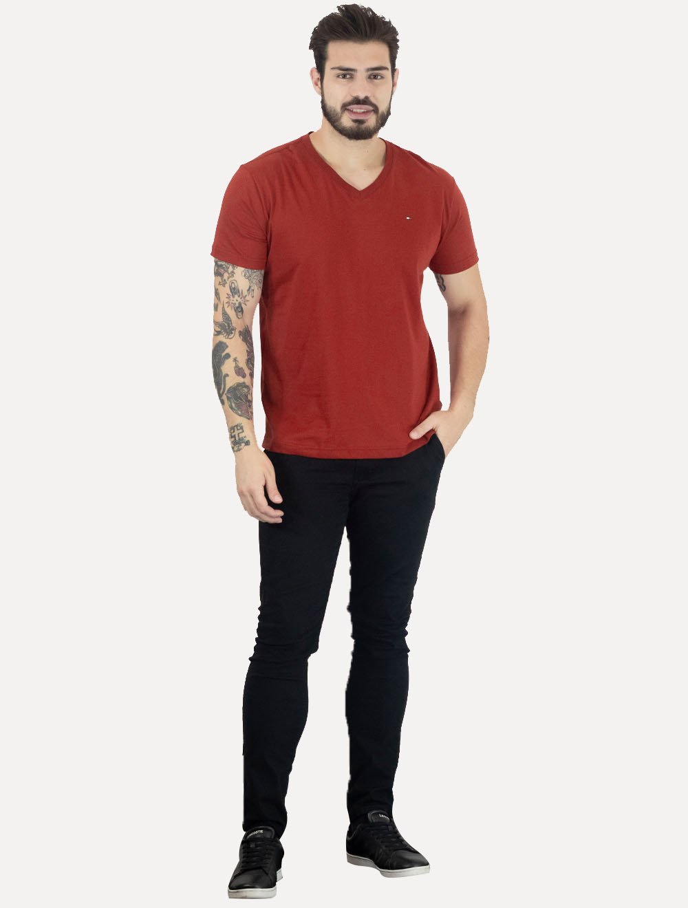 Camiseta Tommy Hilfiger Masculina Essential V-Neck Vermelho Escuro