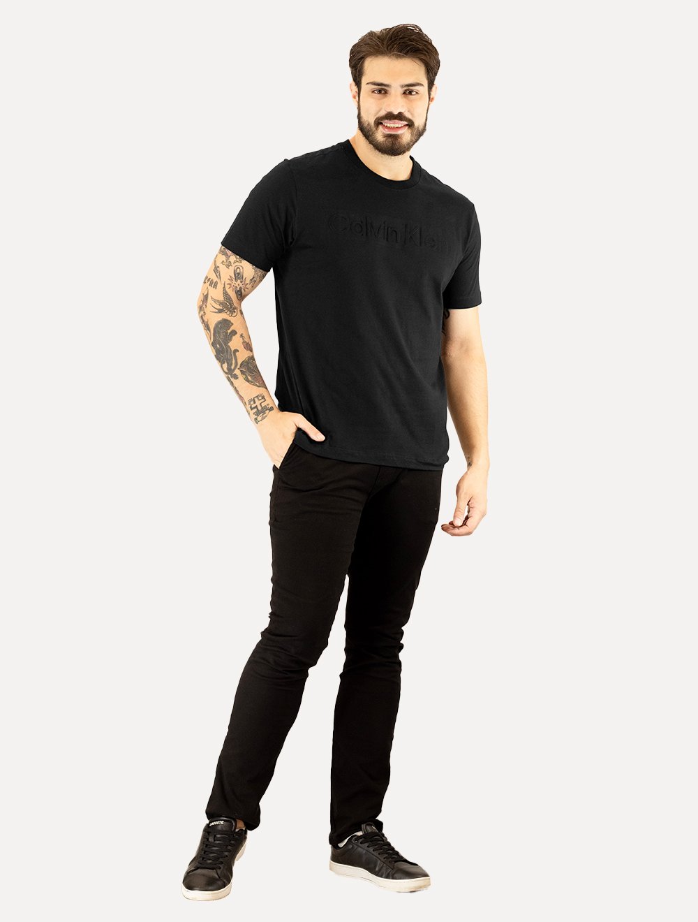 Camiseta Calvin Klein Masculina CK Embossing Preta