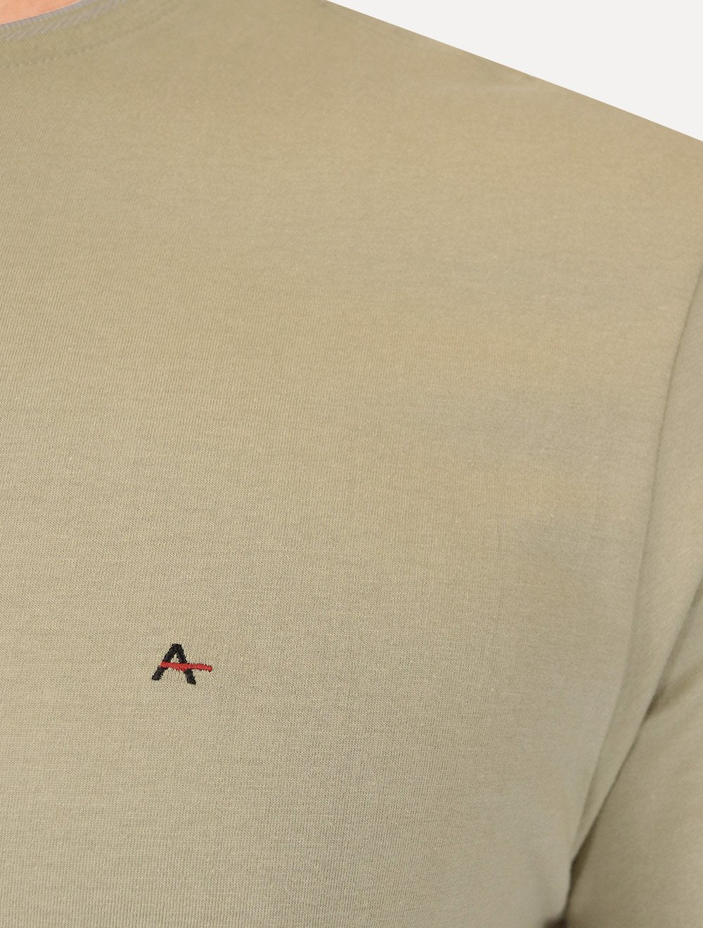 Camiseta Aramis Masculina Grey Friso Gola Cáqui